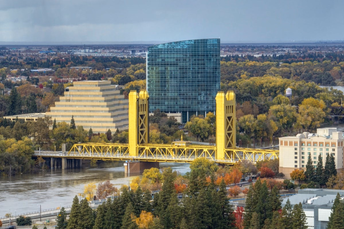 What a Sacramento Web Developer Actually Does All Day